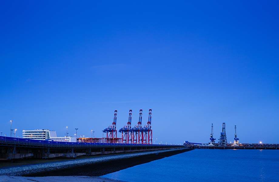 Logistik Jade Weser Port Wilhelmshaven