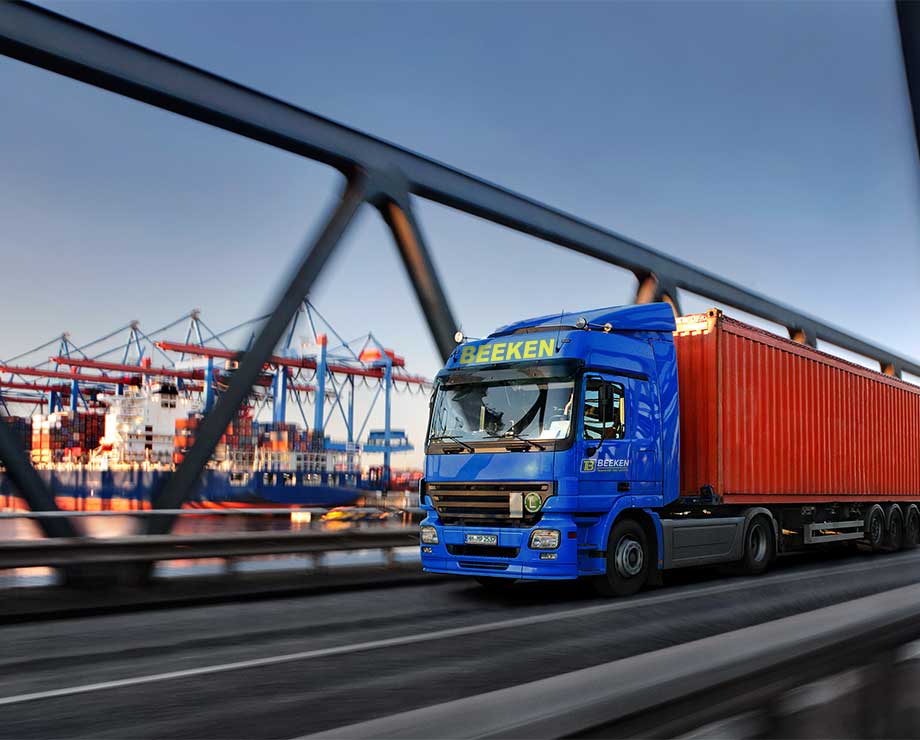 Logistik Containertransport Hafen Hamburg